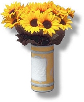 A vase of sunflowers